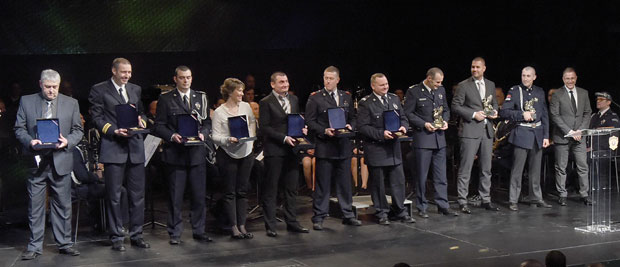 Припадник САЈ - најхрабрији полицајац